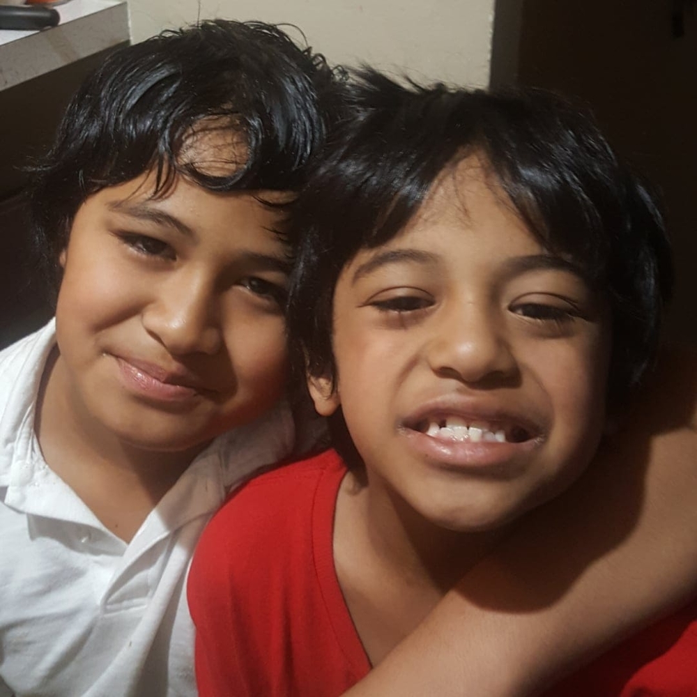 Meet your Posher, Folaumateaki